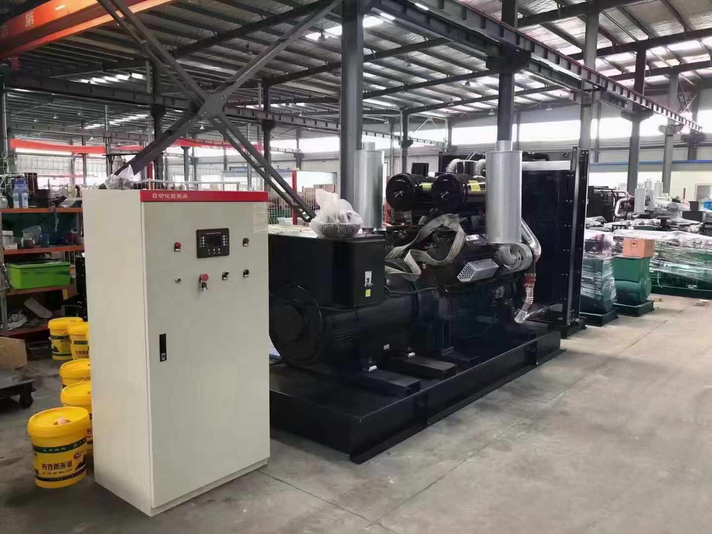 凯里柴油发电机运行时的噪音和振动水平如何？
